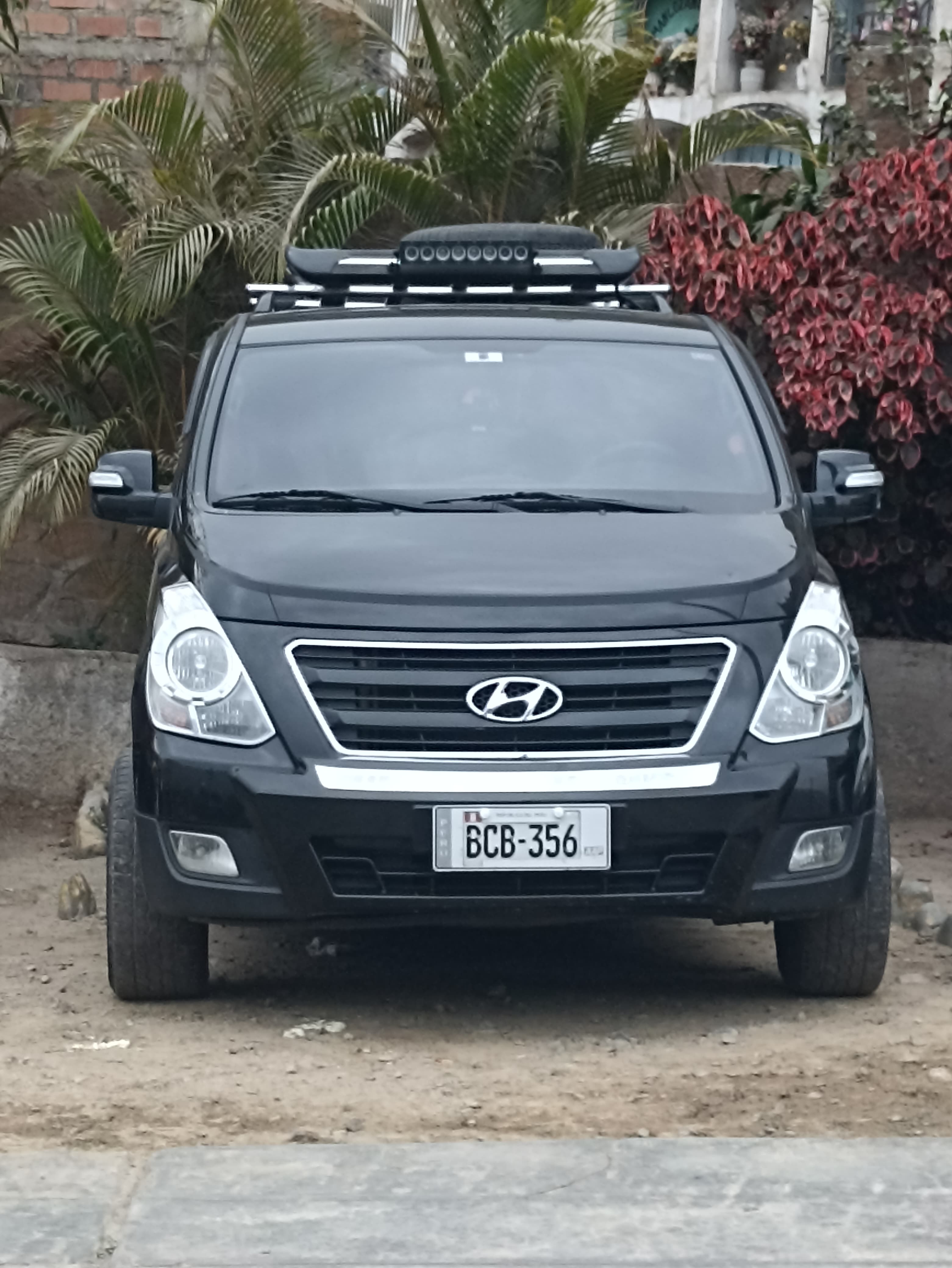 Vehículo 10 Pasajeros (Hyundai H1)